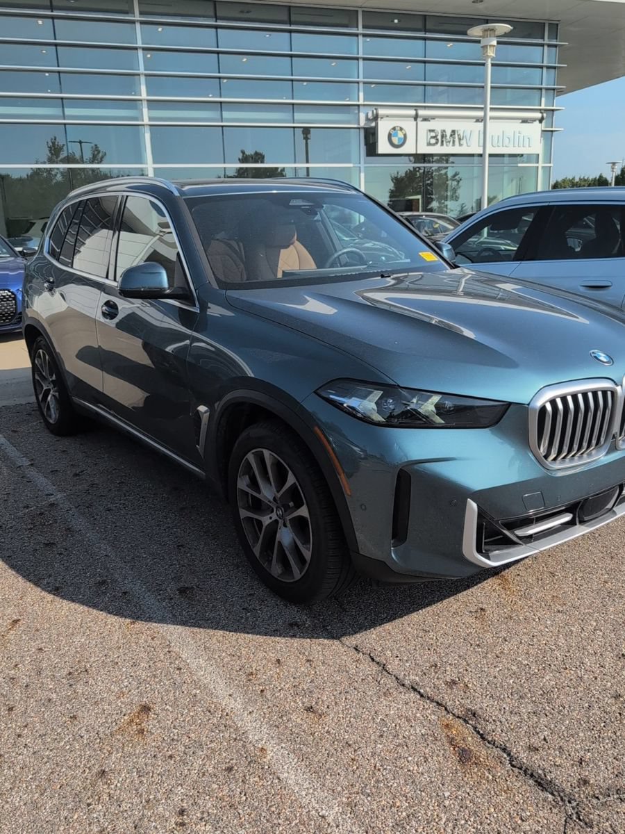 Used 2024 BMW X5 xDrive40i w/ Parking Assistance Package AWD/4WD image 5
