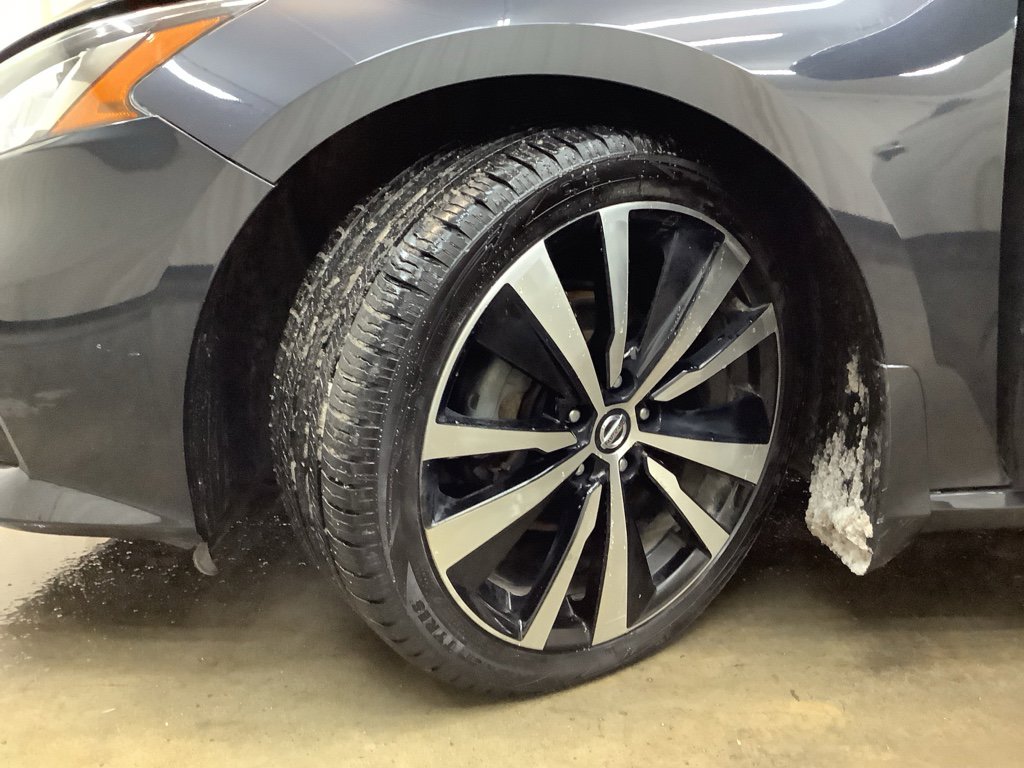 Used 2020 Nissan Altima 2.0 Platinum image 29