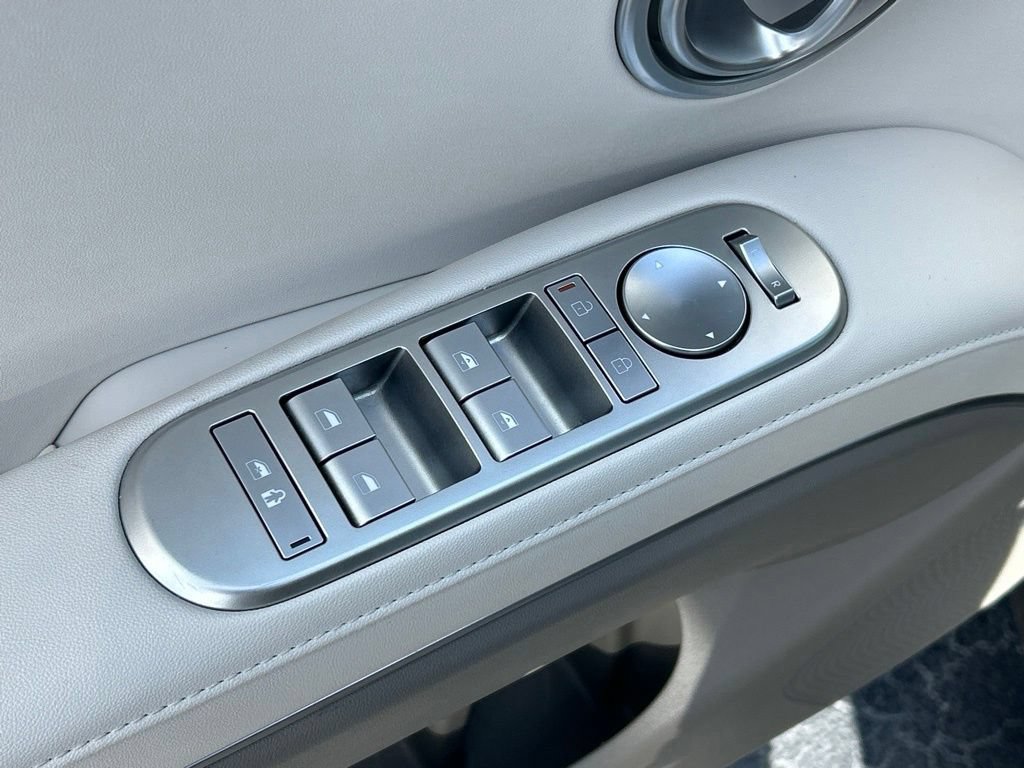 Used 2026 Hyundai Palisade SEL FWD image 18