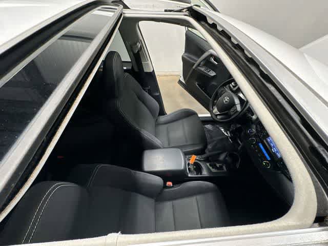 Used 2018 Toyota RAV4 XLE w/ Plus Extra Value Package AWD/4WD image 6
