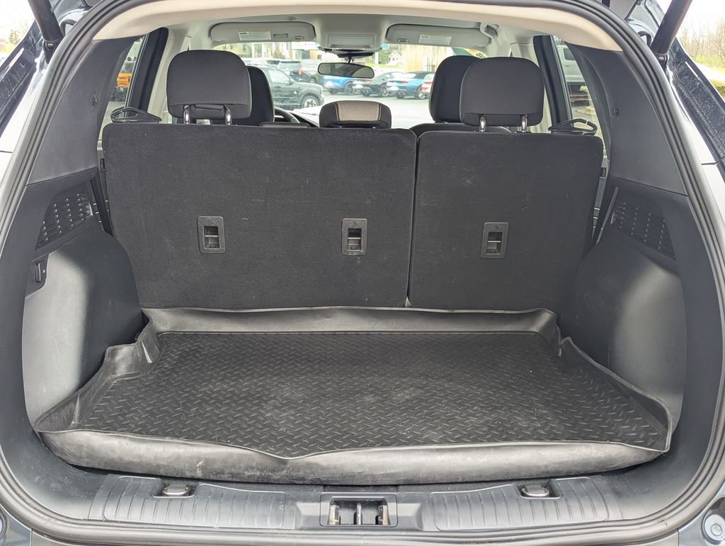 Used 2022 Ford Escape SE w/ Convenience Package FWD image 23