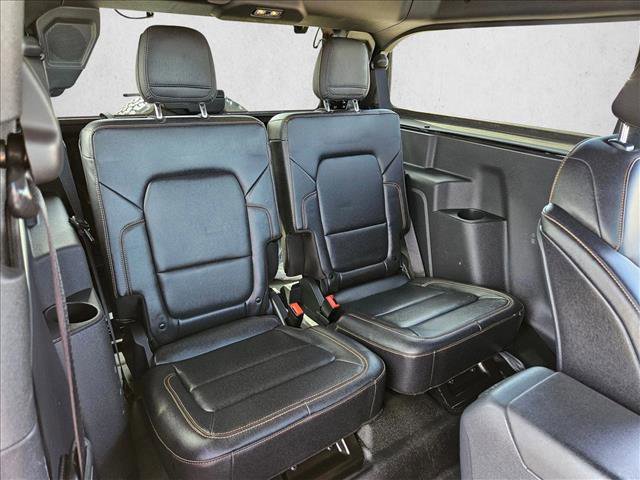 Used 2023 Ford Bronco Badlands image 18