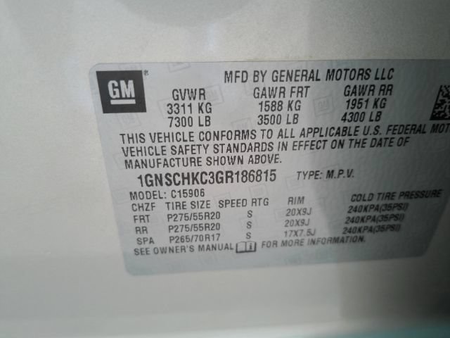 Used 2016 Chevrolet Suburban LT RWD image 58