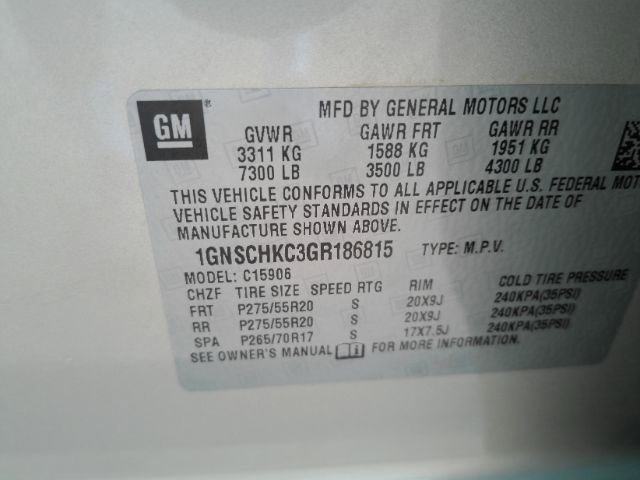 Used 2016 Chevrolet Suburban LT RWD image 58