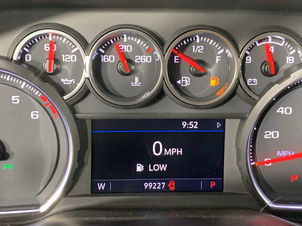 Used 2021 Chevrolet Silverado 1500 LT RWD image 22