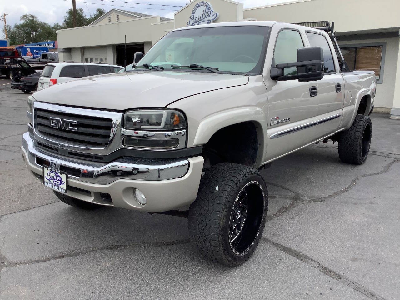 Used 2006 GMC Sierra 2500 SLE w/ Onstar Plus Package AWD/4WD image 27