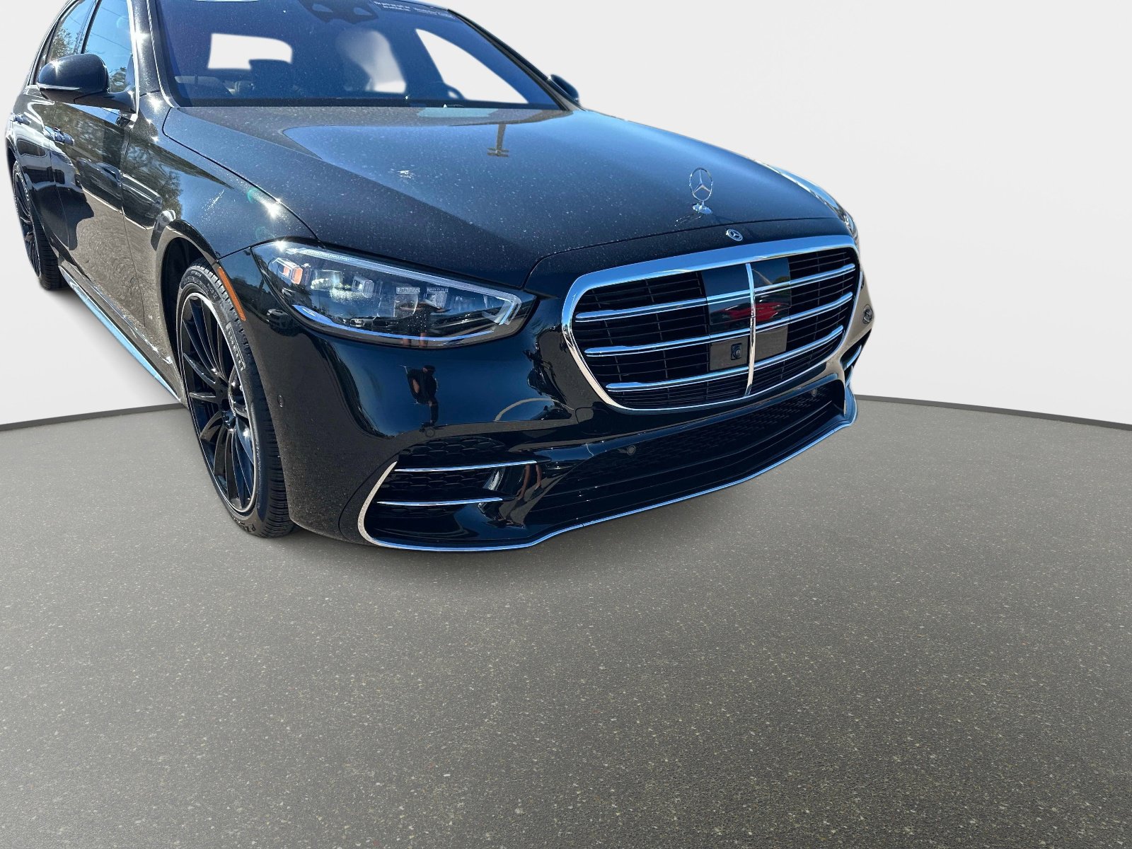 Certified 2025 Mercedes-Benz S 580 4MATIC Sedan image 8