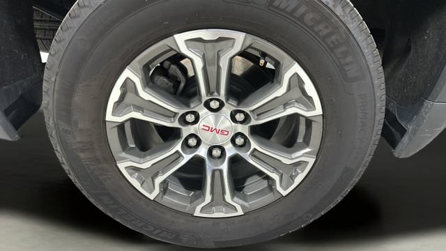 Used 2026 GMC Sierra 1500 SLT AWD/4WD image 36