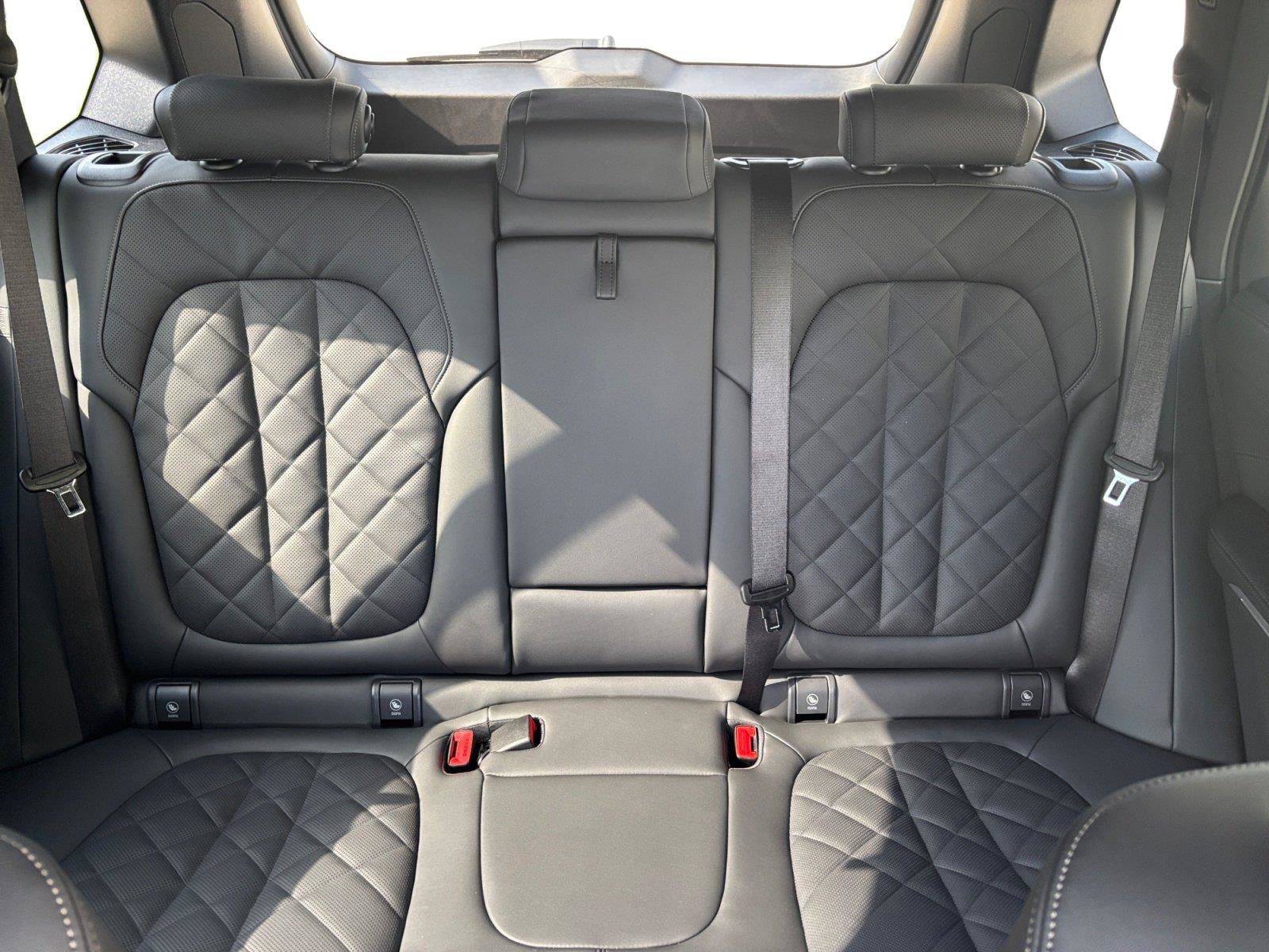 New 2026 BMW X5 xDrive40i w/ Executive Package AWD/4WD image 24