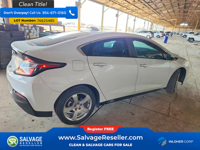 Used 2017 Chevrolet Volt LT image 4