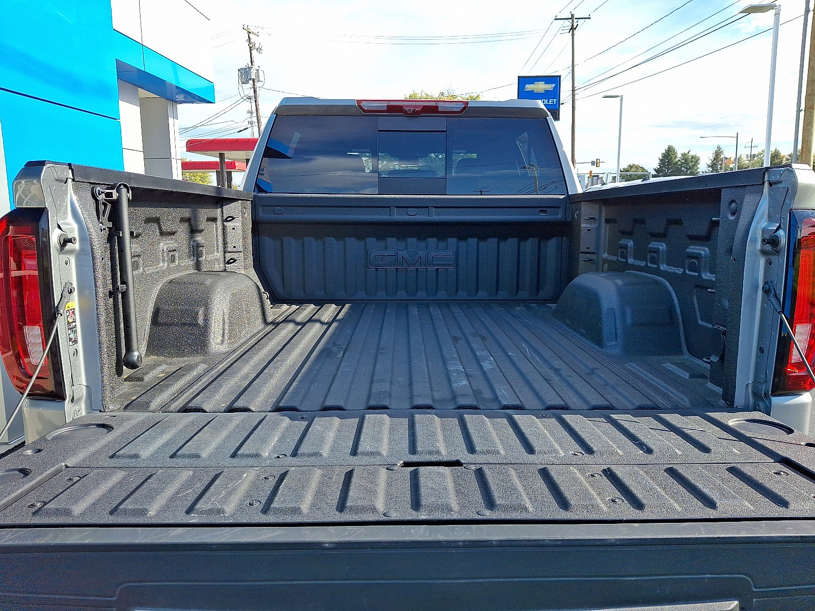 Used 2025 GMC Sierra 1500 AT4 image 34