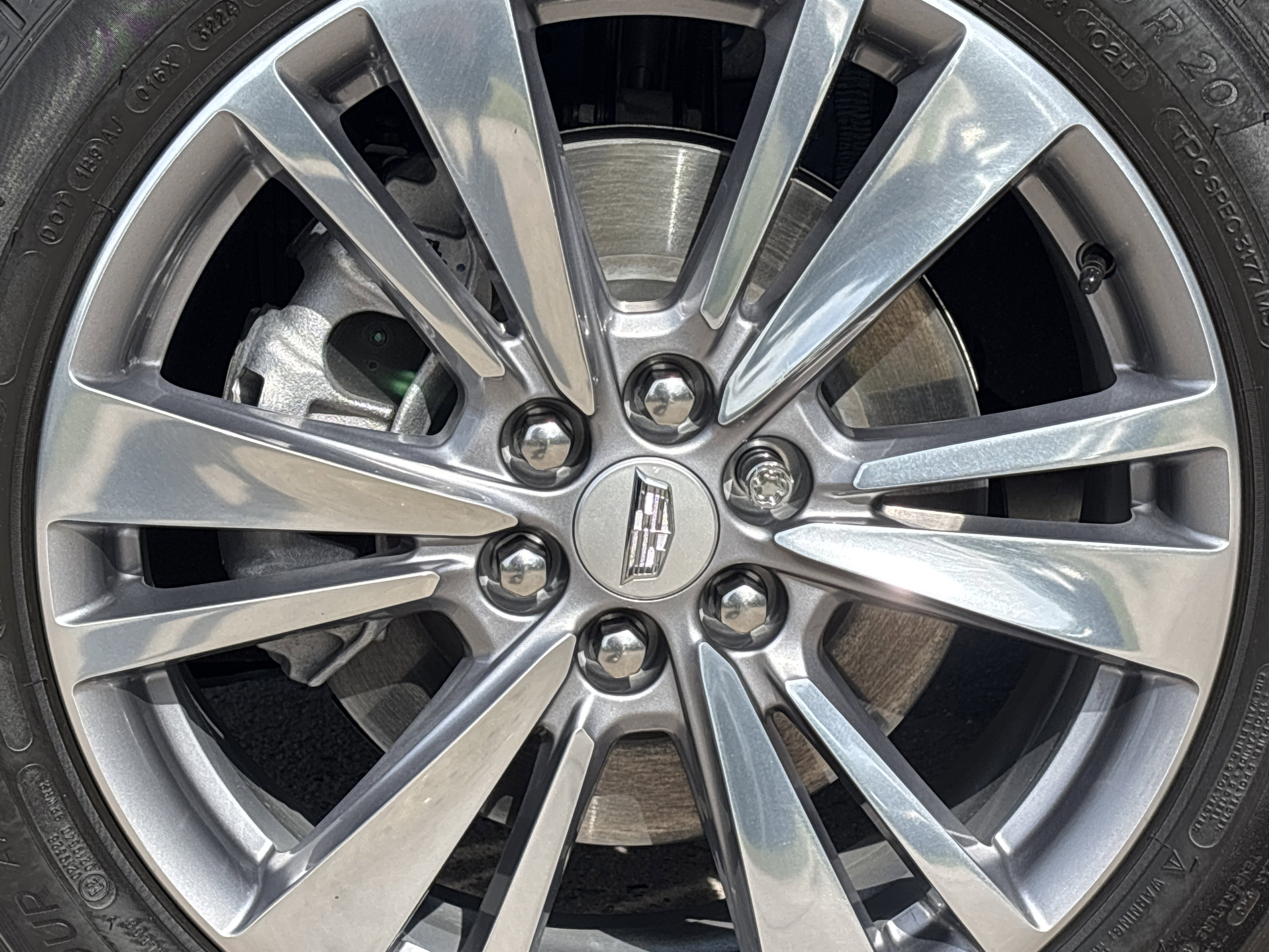 Used 2025 Cadillac XT5 Premium Luxury image 18