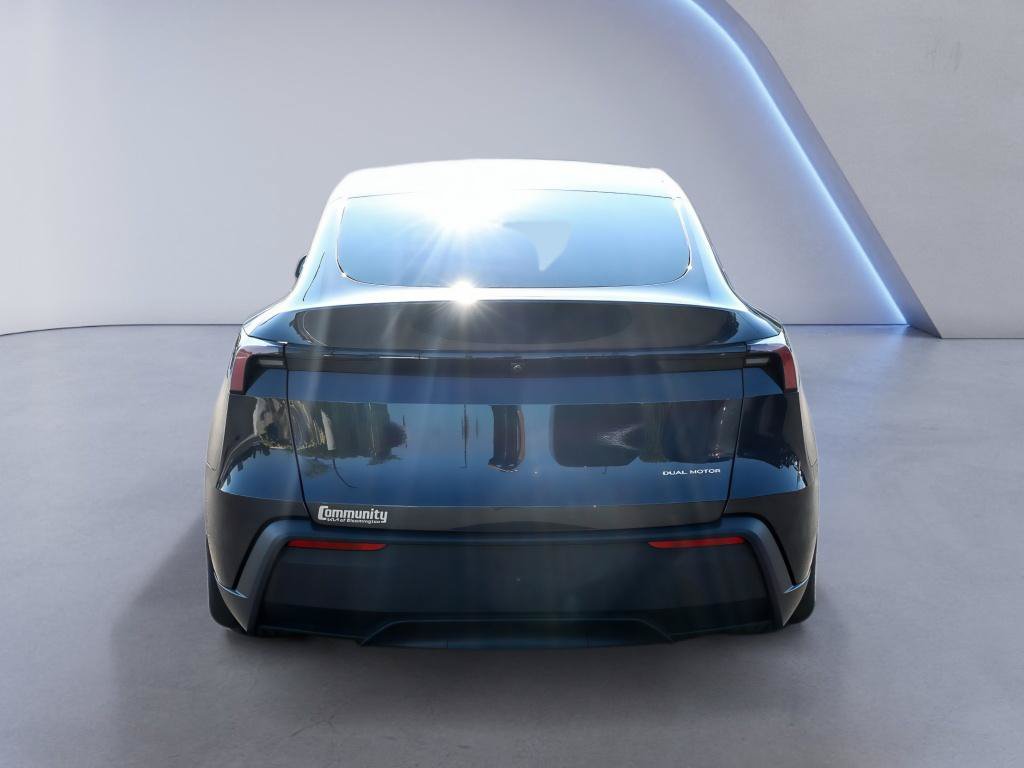 Used 2026 Tesla Model Y Long Range AWD/4WD image 6