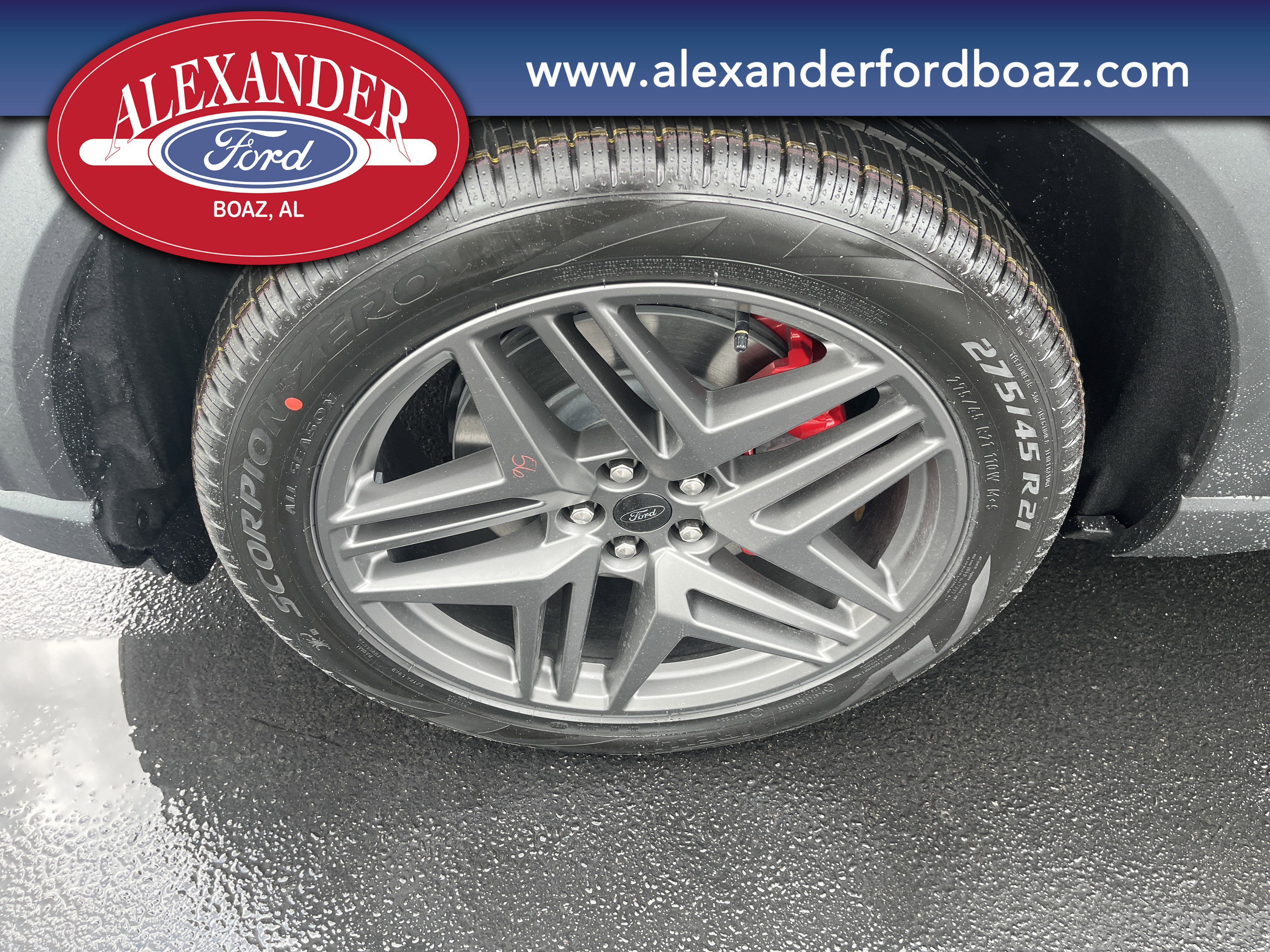 New 2026 Ford Explorer ST-Line w/ ST-Line Street Pack image 9