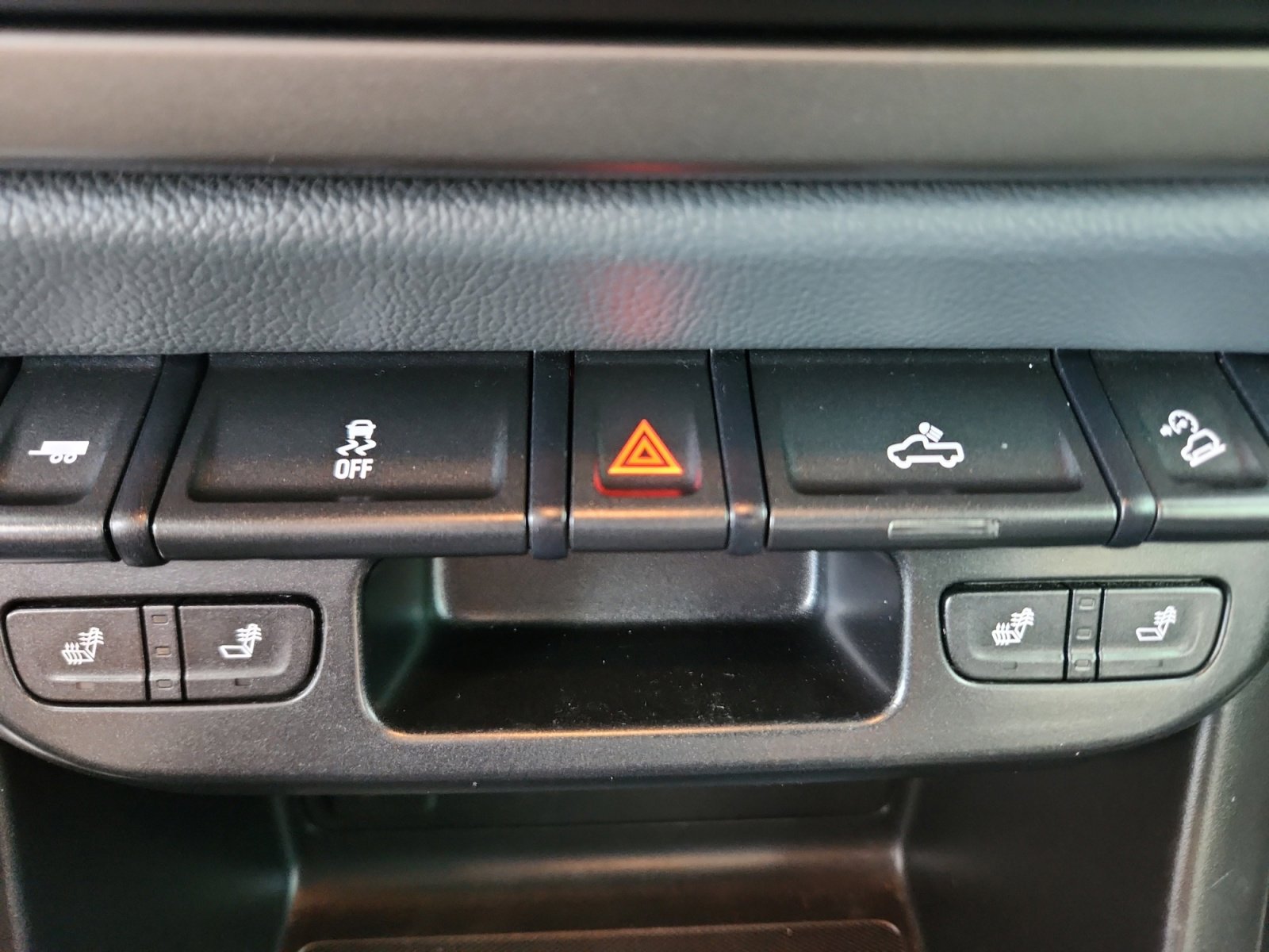 Used 2017 Chevrolet Colorado Z71 image 31