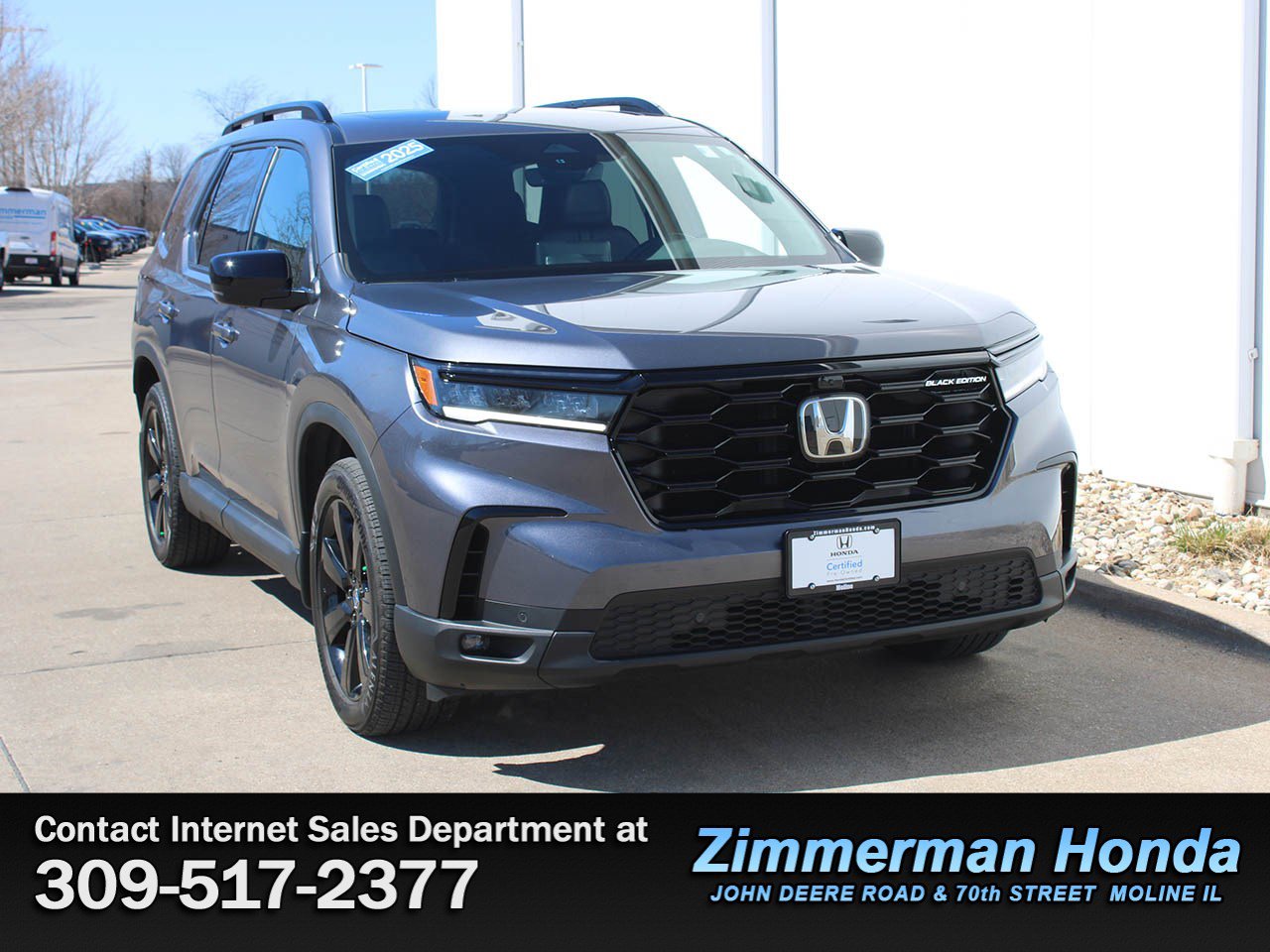 Certified 2025 Honda Pilot Black Edition image 3