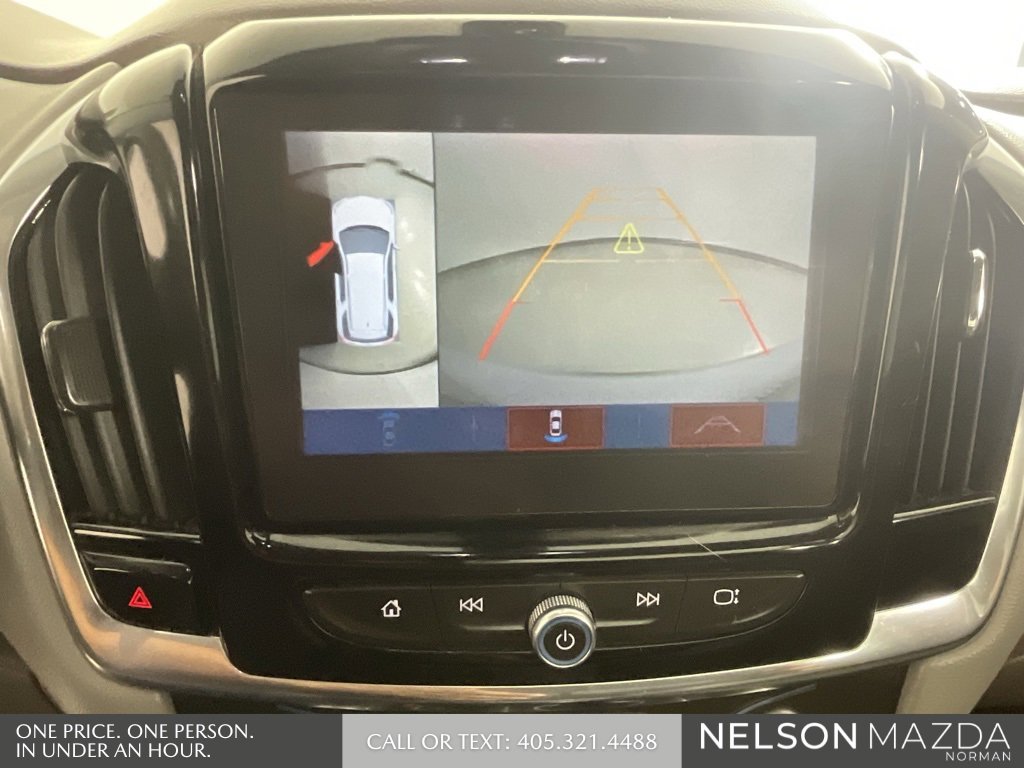 Used 2018 Chevrolet Traverse LT image 34