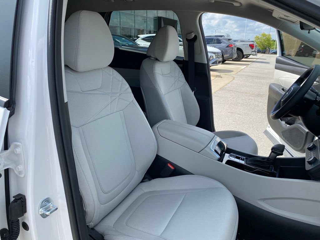 New 2026 Hyundai Tucson SE FWD image 28
