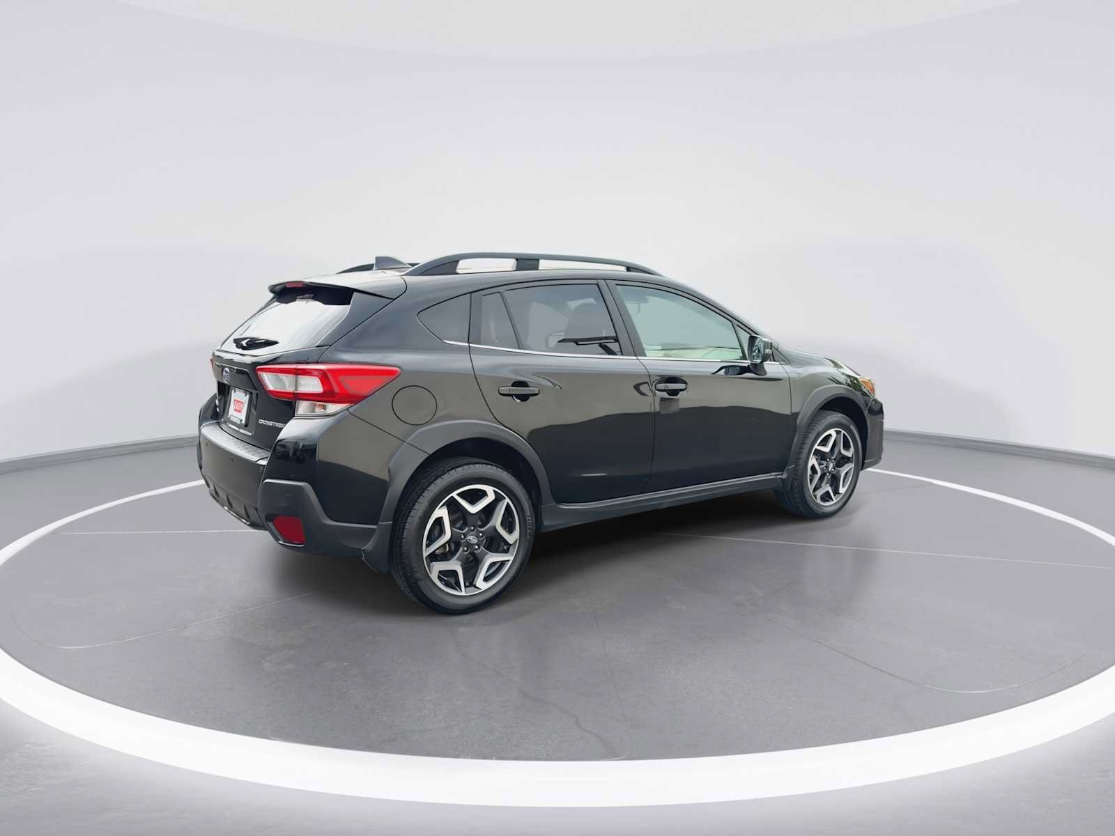 Used 2019 Subaru Crosstrek 2.0i Limited w/ Moonroof Package w/Navigation AWD/4WD image 8