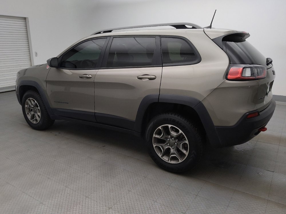 Used 2020 Jeep Cherokee Trailhawk w/ Cold Weather Group AWD/4WD image 3