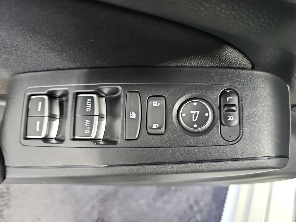 Used 2025 Honda Civic Sport image 83