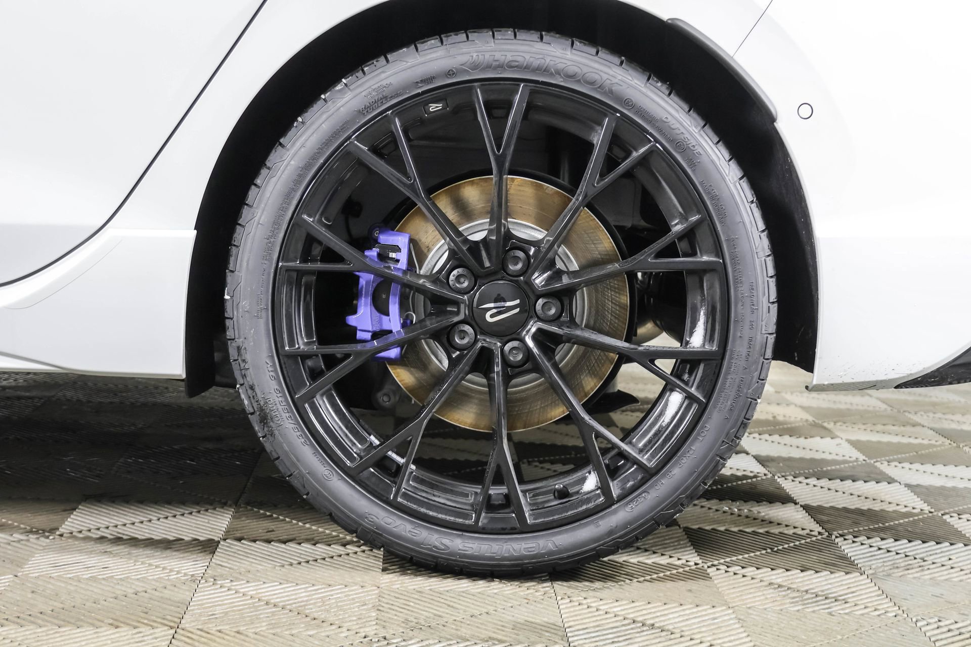 New 2026 Volkswagen Golf 2.0T image 18