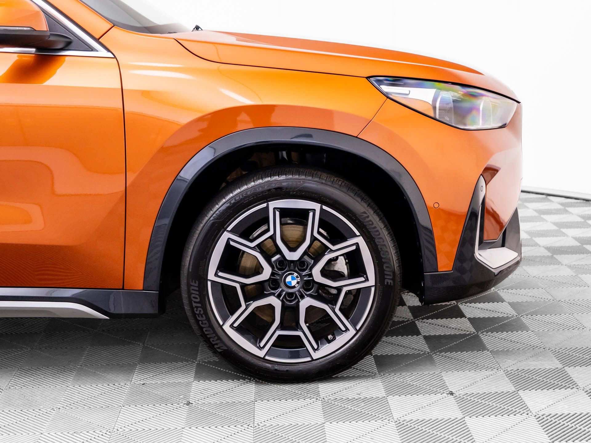 Certified 2025 BMW X1 xDrive28i AWD/4WD image 30