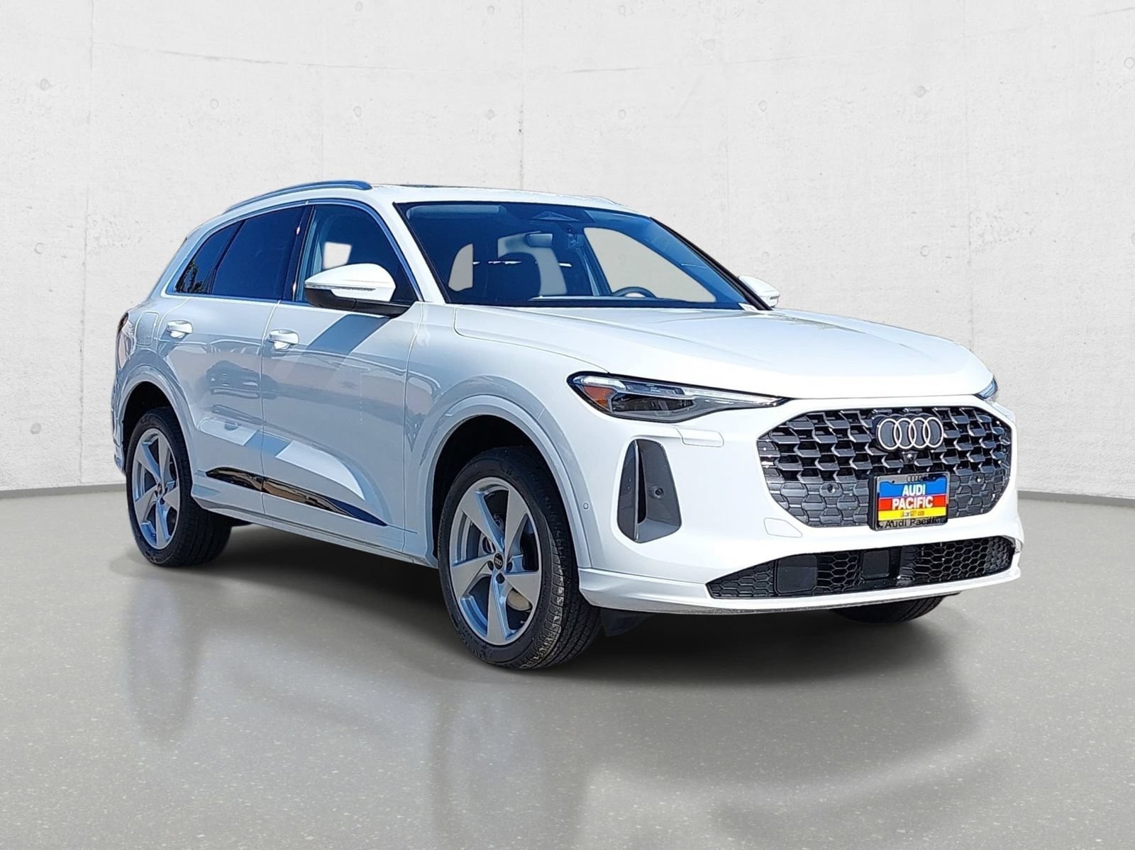 New 2026 Audi Q5 Premium Plus AWD/4WD image 3