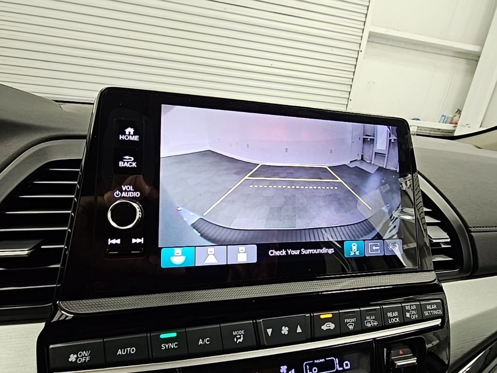 New 2026 Honda Odyssey Touring image 19