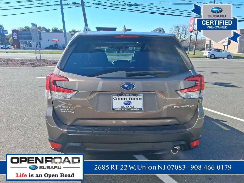 Used 2023 Subaru Forester Limited image 6