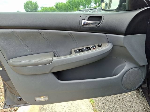 Used 2007 Honda Accord EX-L image 12