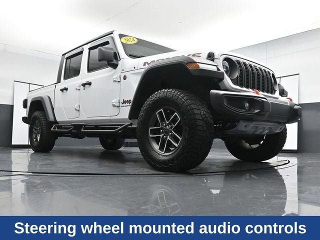 Used 2024 Jeep Gladiator Mojave w/ Technology Group AWD/4WD image 28