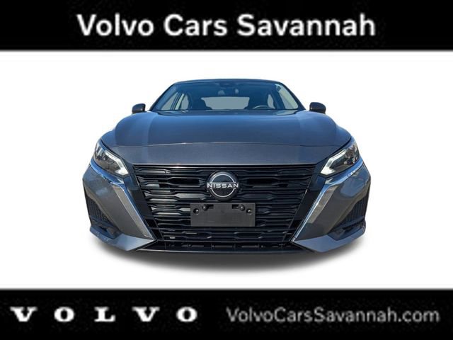 Used 2024 Nissan Altima 2.5 SV image 11