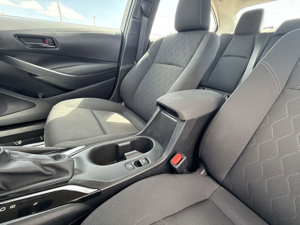 Used 2024 Toyota Corolla LE FWD image 22