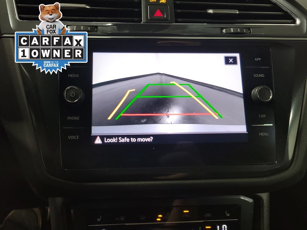 Used 2022 Volkswagen Tiguan SE R-Line FWD image 21