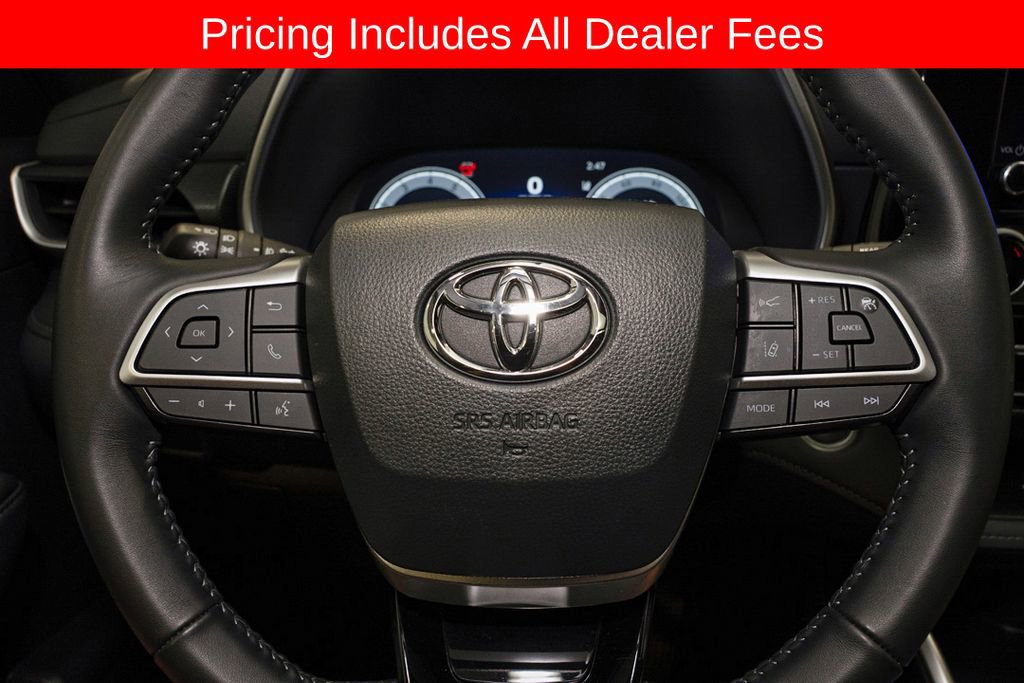 Certified 2025 Toyota Highlander XSE AWD/4WD image 22