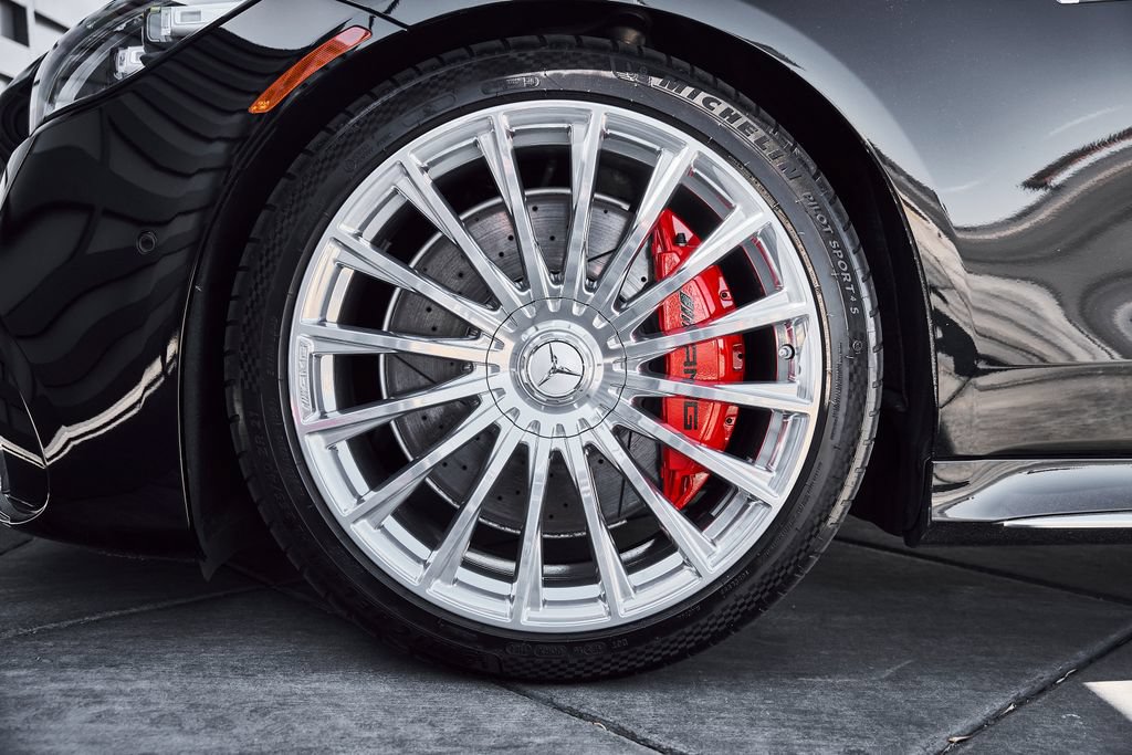 Used 2024 Mercedes-Benz S 63 AMG S image 3