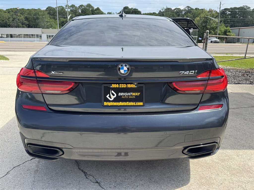 Used 2019 BMW 740i xDrive w/ Executive Package AWD/4WD image 6