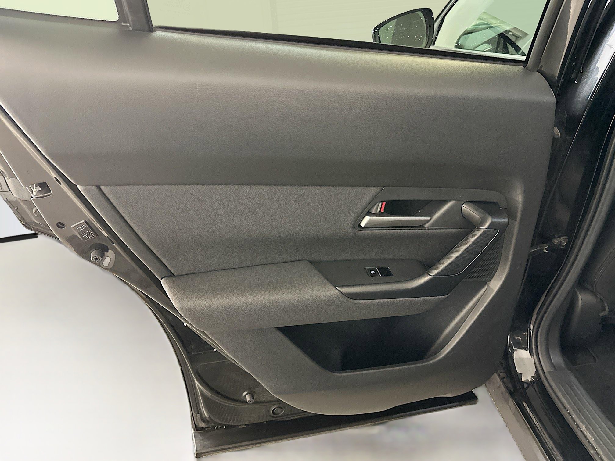 Used 2025 MAZDA CX-50 2.5 Hybrid w/ Preferred Pkg AWD/4WD image 27