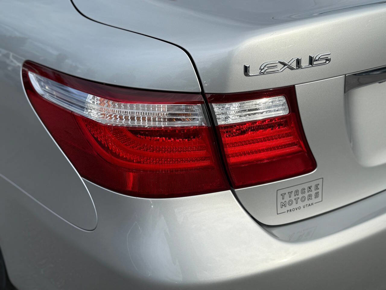 Used 2008 Lexus LS 600h L image 37