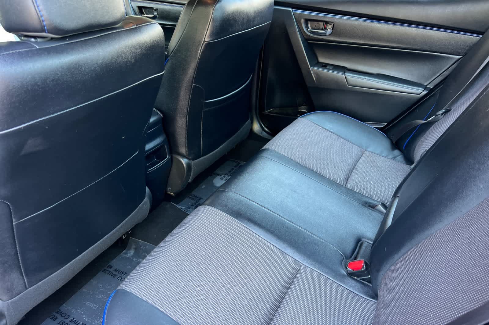 Certified 2018 Toyota Corolla SE w/ Carpet Mat Package (TMS) FWD image 4