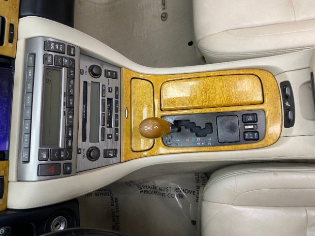 Used 2002 Lexus SC 430 Convertible RWD image 13