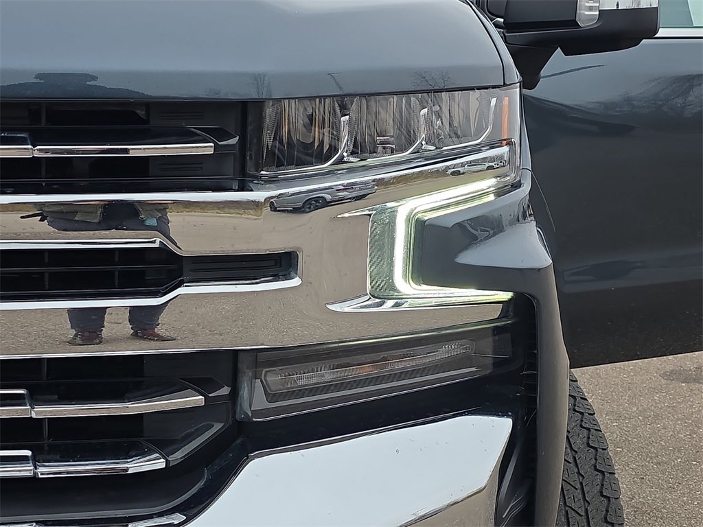 Certified 2021 Chevrolet Silverado 1500 LTZ w/ LTZ Premium Package image 32