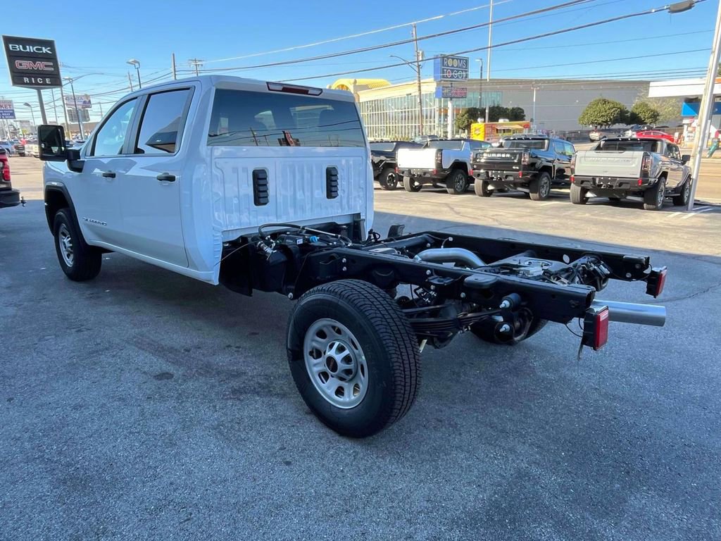 New 2026 GMC Sierra 3500 Pro w/ Convenience Package image 6