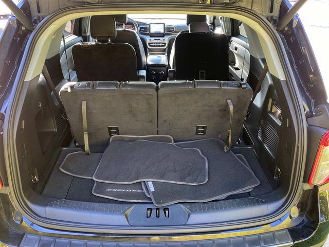 Used 2023 Ford Explorer XLT w/ Equipment Group 202A image 30