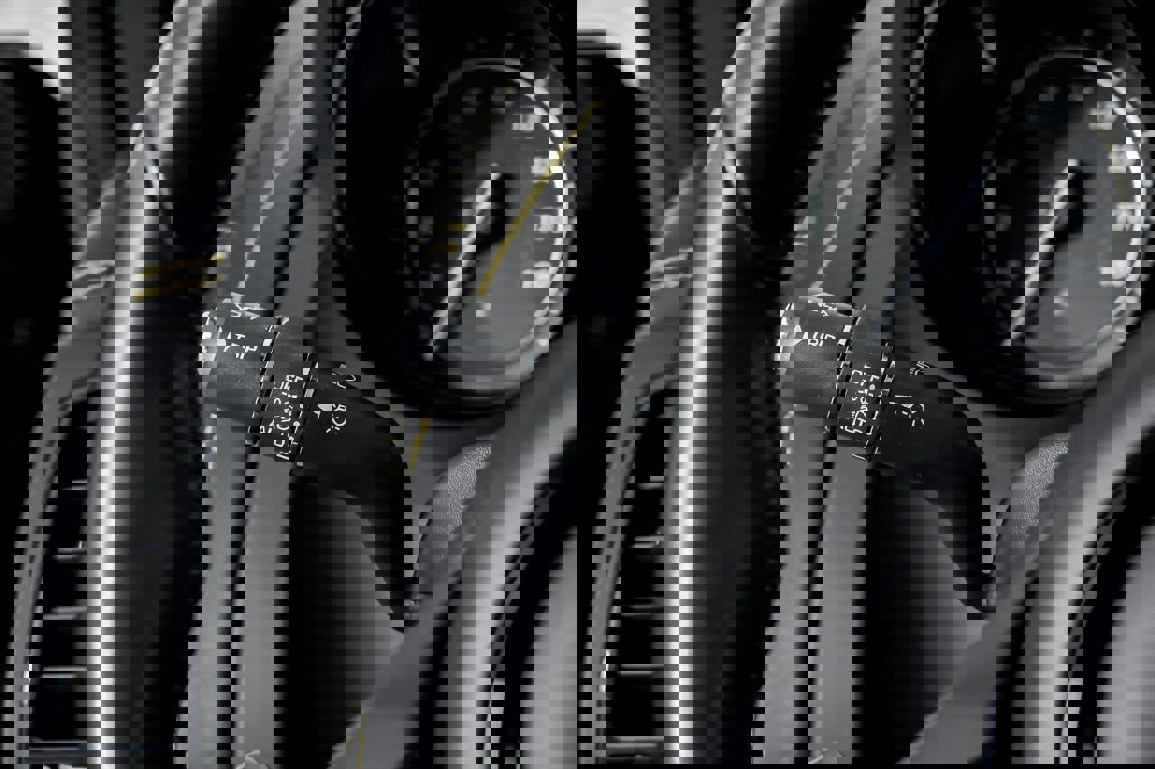 Used 2018 Jaguar F-TYPE 400 Sport image 23