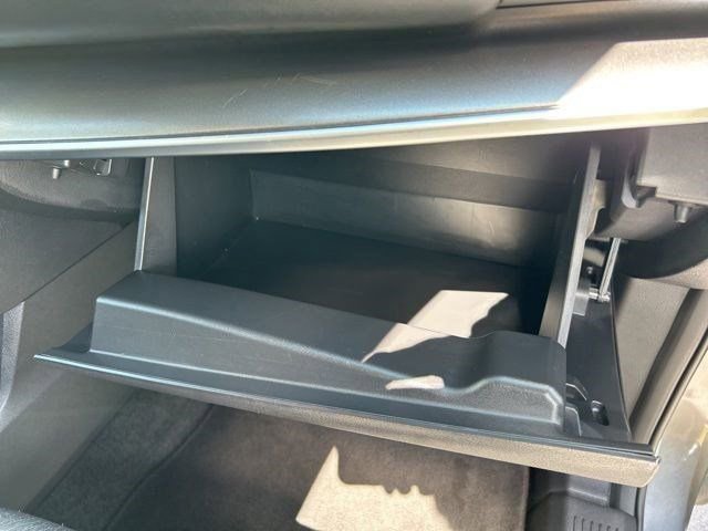 Used 2024 Nissan Rogue SV image 47