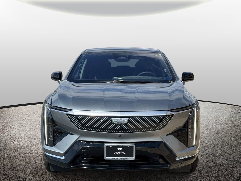 New 2026 Cadillac Optiq Luxury 1 w/ LPO, Floor Liner Package AWD/4WD image 6