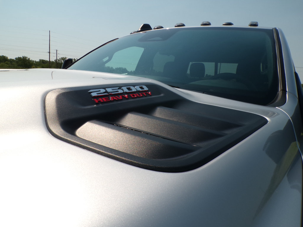 New 2026 RAM 2500 Big Horn AWD/4WD image 19