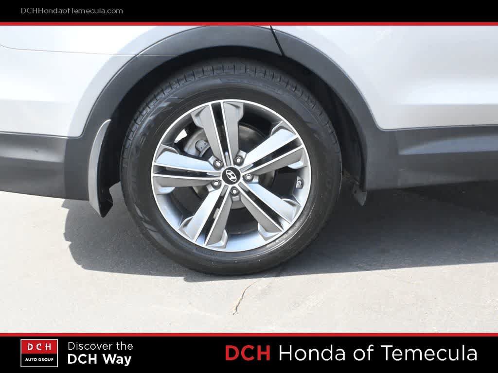 Used 2015 Hyundai Santa Fe GLS w/ Option Group 03 FWD image 24